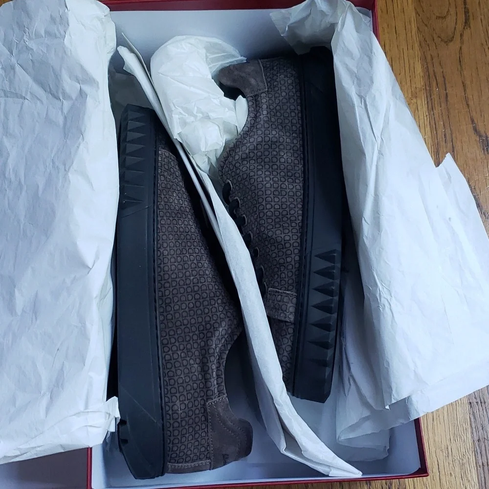 NIB Salvatore Ferragamo Grey Cube Sneaker Men's Size 7 - Picture 9 of 12